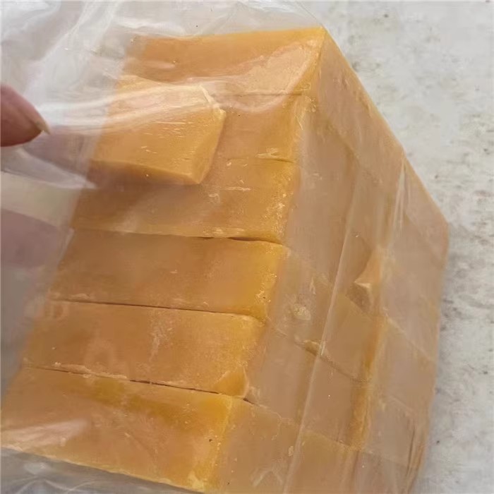 黄蜡又称蜜蜡蜂蜡，15.00元/斤